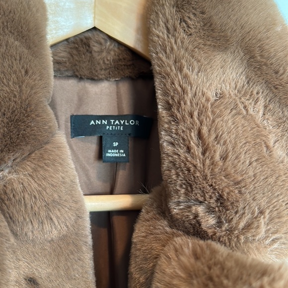 Ann Taylor Faux Fur Coat - Picture 3 of 5